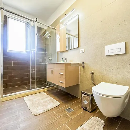 2 Bedroom 928 Apartament